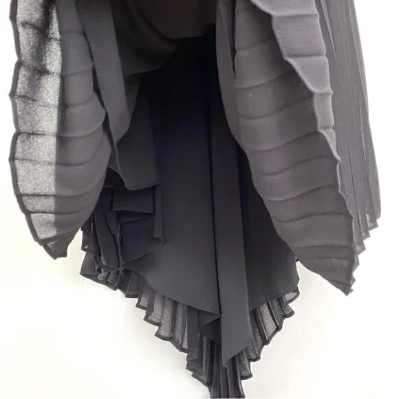 Max Studio sleeveless  top with accordion pleats - Picture 8 of 11